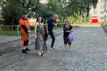 В Оренбурге ремонтируют междворовые проезды